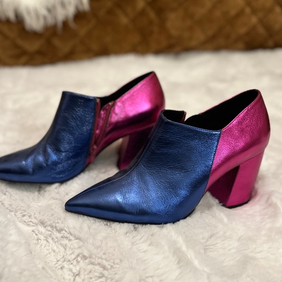 Jeffrey Campbell Size 8 EUC Pink Blue Metallic Heel Booties Worn Twice - Picture 4 of 9